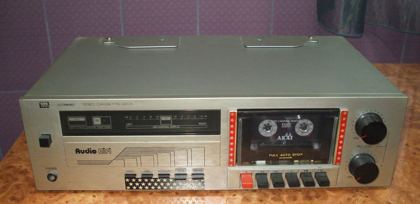 Stereo Cassette  Deck EM 2002 ELECTROMURES